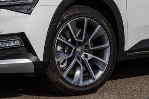 Skoda Superb Scout 2020 года  (AU)